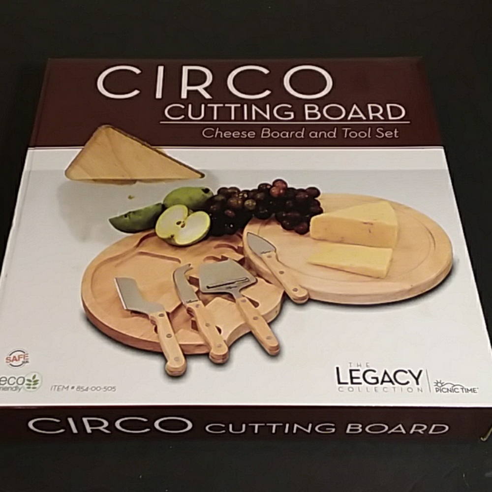 Circo cutting board set